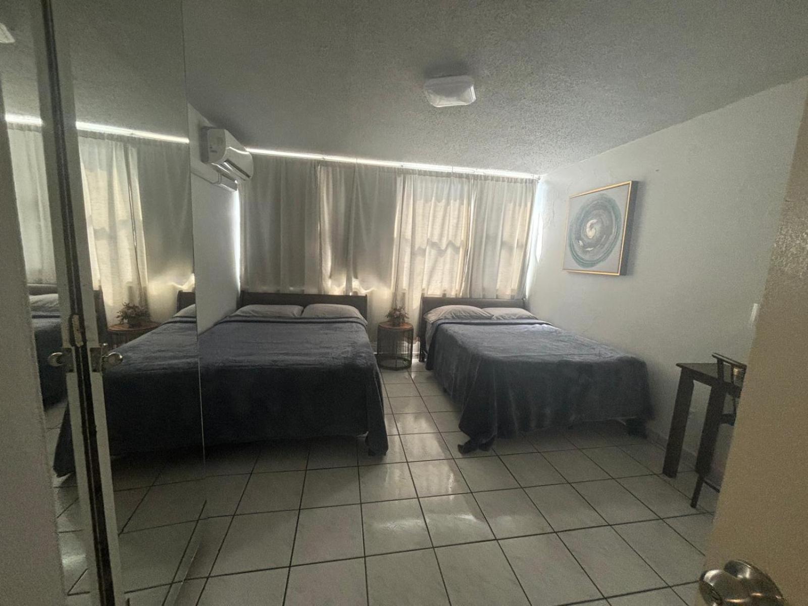 Marbella Apartments San Juan Oda fotoğraf